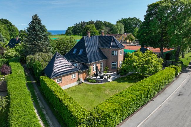 Gl Strandvej 75, 3050 Humlebæk
