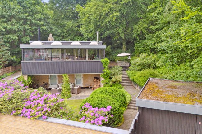 Slotsvej 90, 2920 Charlottenlund